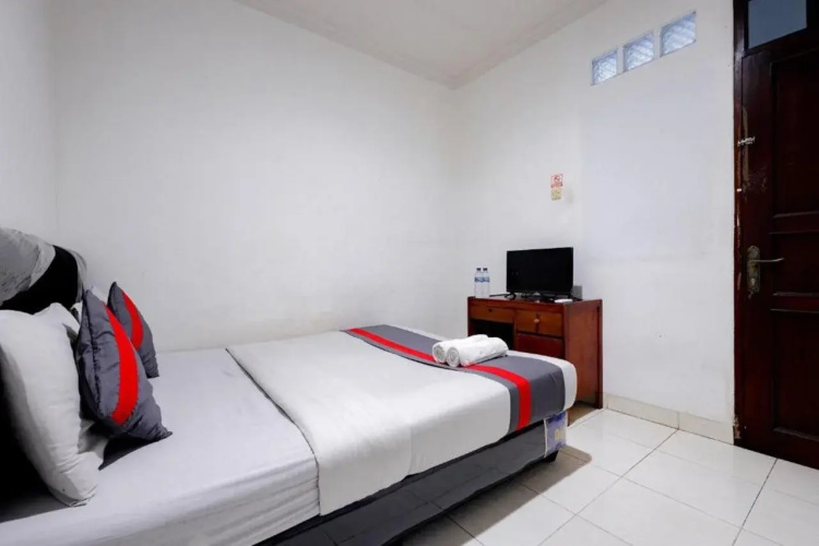 Hotel O J&b Rooms Tomang