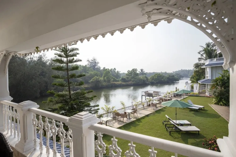 Premium room with balcony and with river view