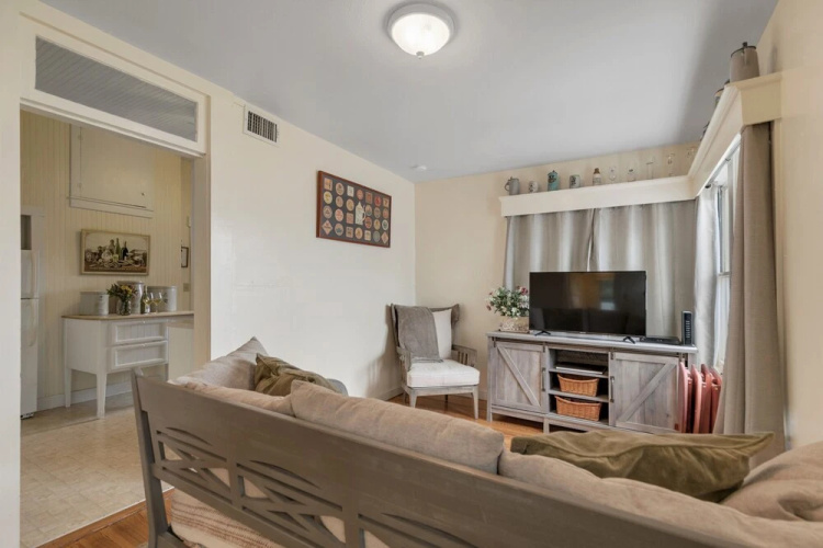 Charming Historic Home one Block From Mainst