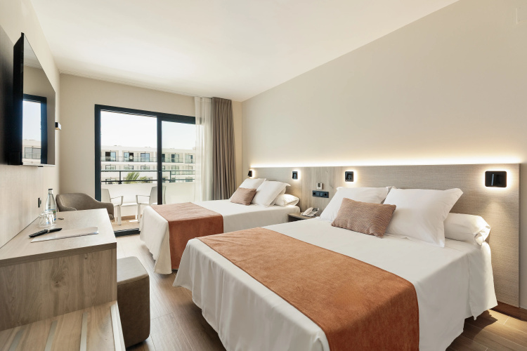 Best Oasis Tropical Hotel