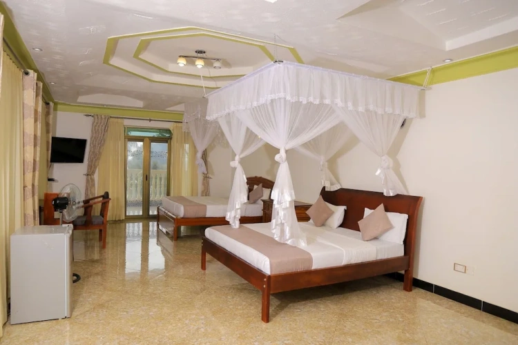 Standard Double Duplex room with balcony and beachfront
