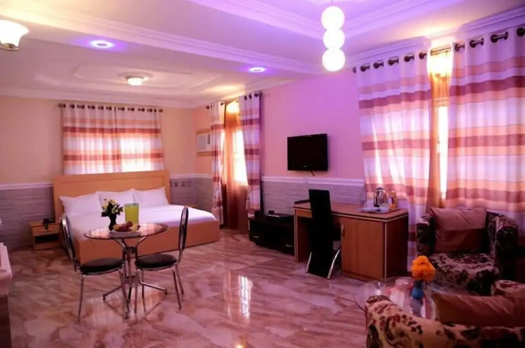 Grand Suite with balcony