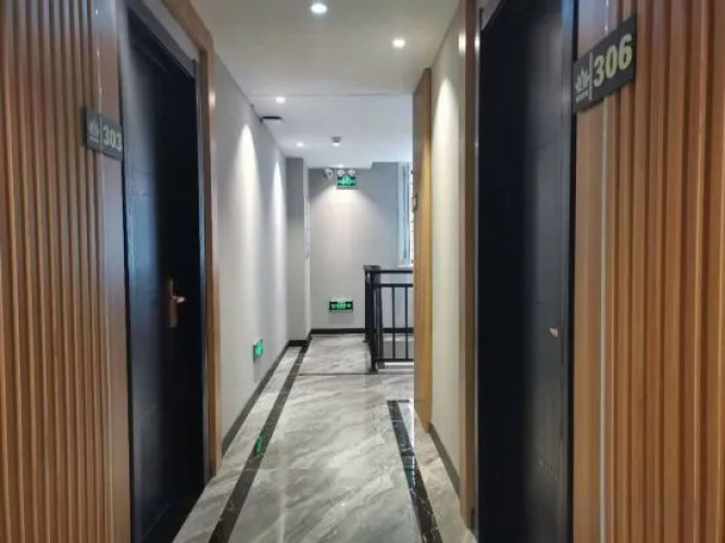 Ning 'an Fengze Hotel
