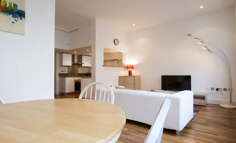 Bayswater 2 Bed Apartment with Terrace
