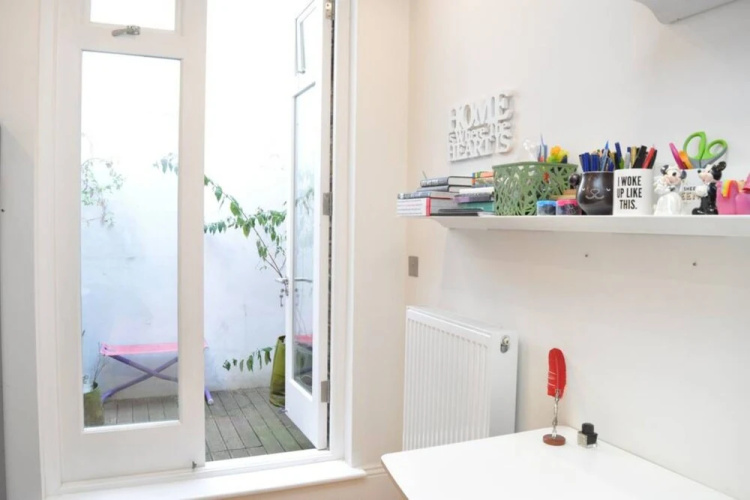 Modern 1 Bedroom Flat in Highbury