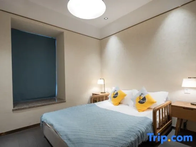 2 Bedrooms Deluxe Suite with garden view
