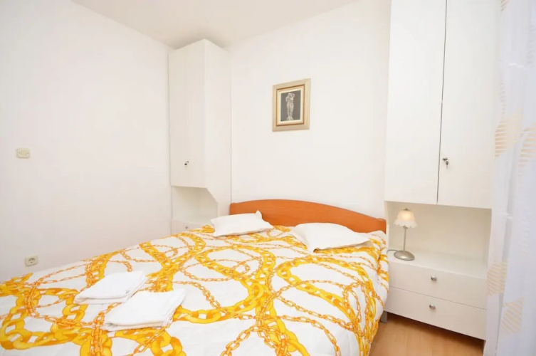 Apartment Dora