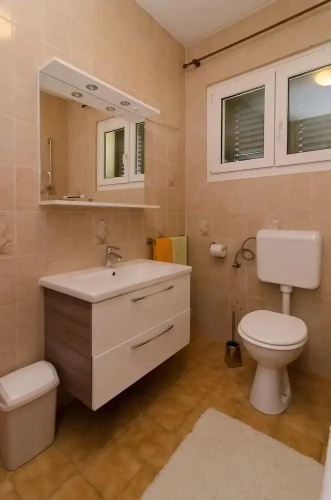 Beautiful three bedroom country house