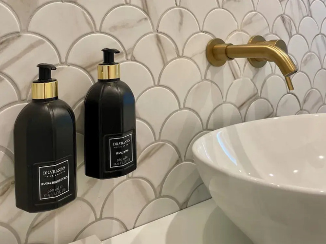 YOUnique Boutique Rooms