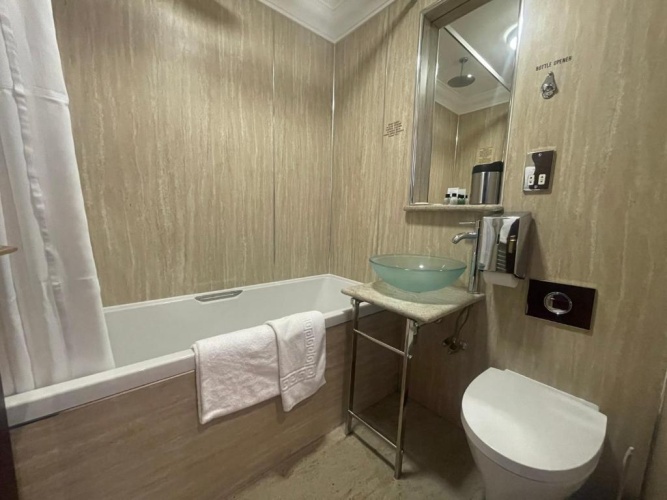 Classic Twin room