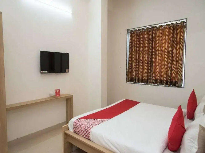 OYO Home 14110 Modern Stay