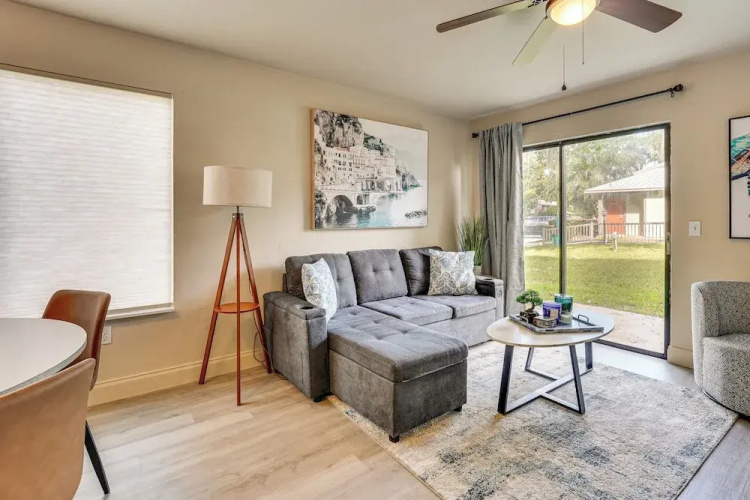 2 Mi to UF Campus: Modern Condo w/ Pool Access!