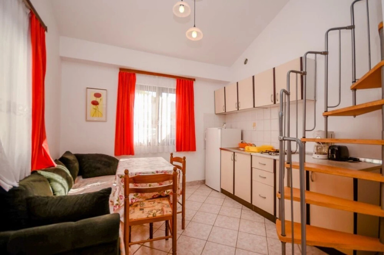Apartments Mira