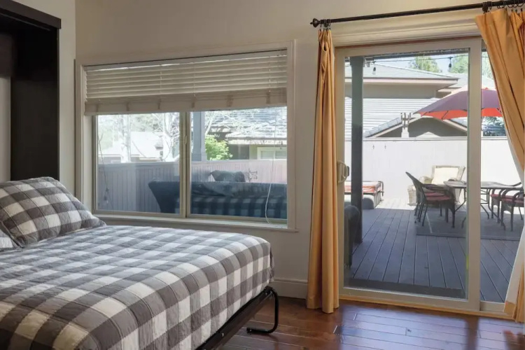 Perfect Basecamp for Mt. Bachelor With Hot Tub