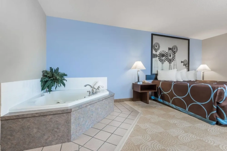 Deluxe Double Suite