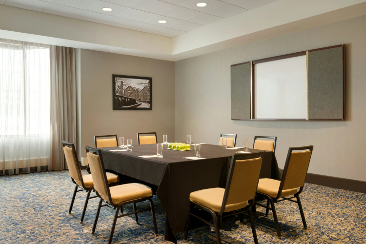 Embassy Suites by Hilton Boston Waltham photo 24