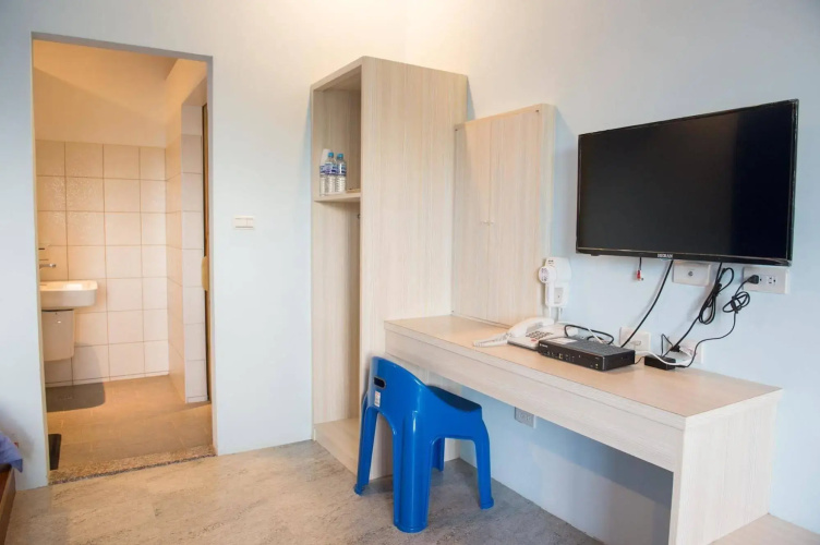 Country Lane Hostel