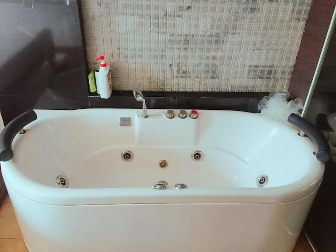 Bien Dong Hotel