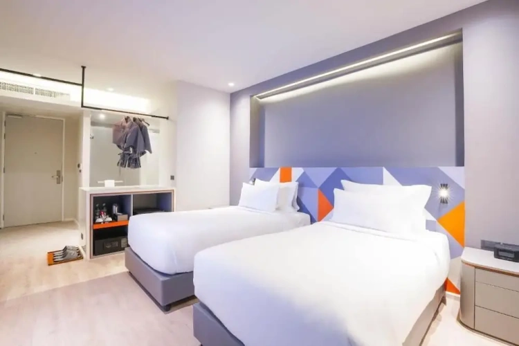 Deluxe Double room with city view