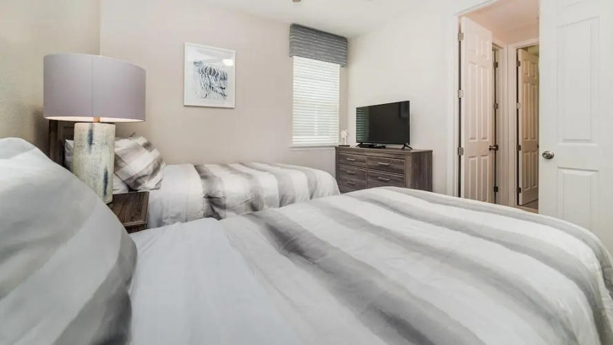 1712 Caribbean View Terrace