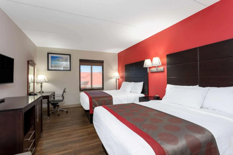 Standard Quadruple room
