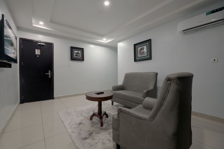 Royal room