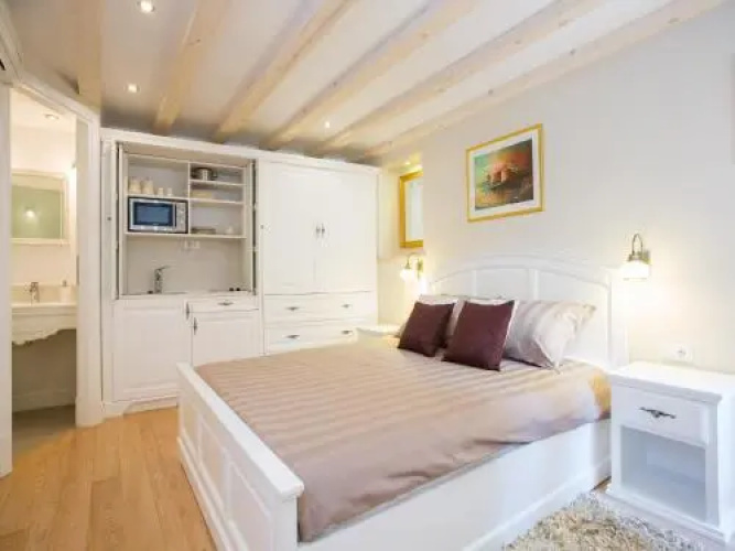 Studio Apartments Sonatina