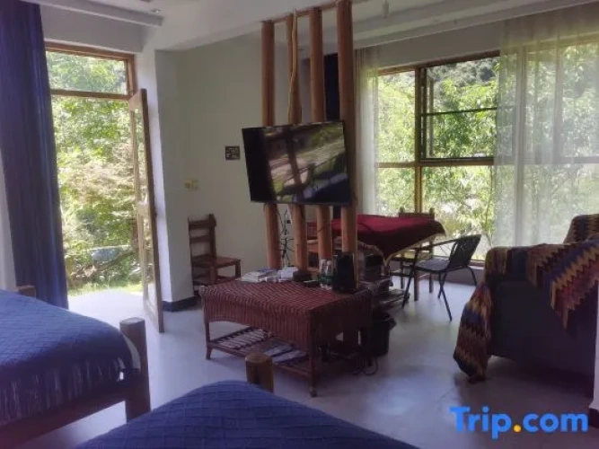 4 Bedrooms Suite
