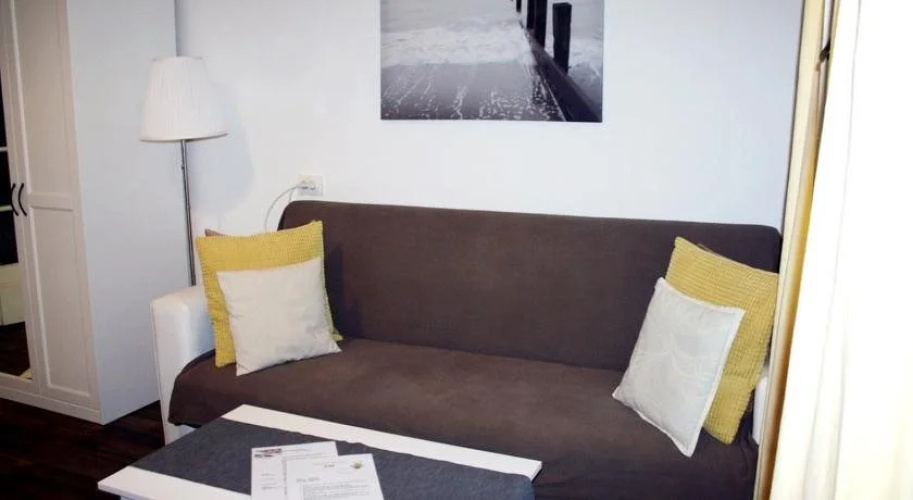 Honey Hostel