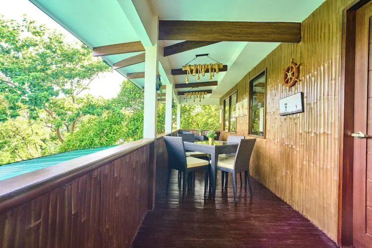Cuatro Maya by Araw Residences
