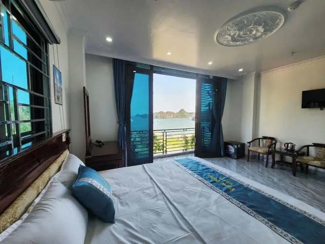 Deluxe Double room with balcony and beachfront