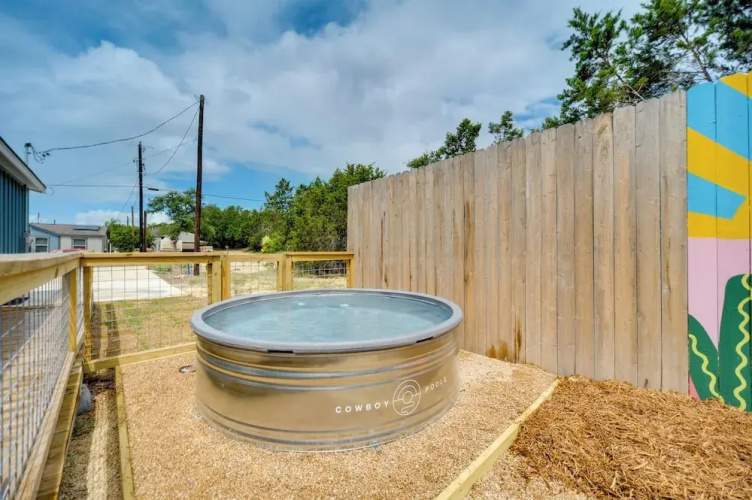 Canyon Lake Oasis: Backyard & Wraparound Deck!