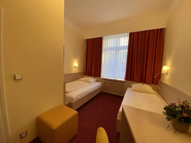 Classic Twin room