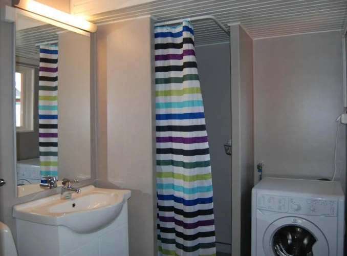 2 Bedrooms Cottage