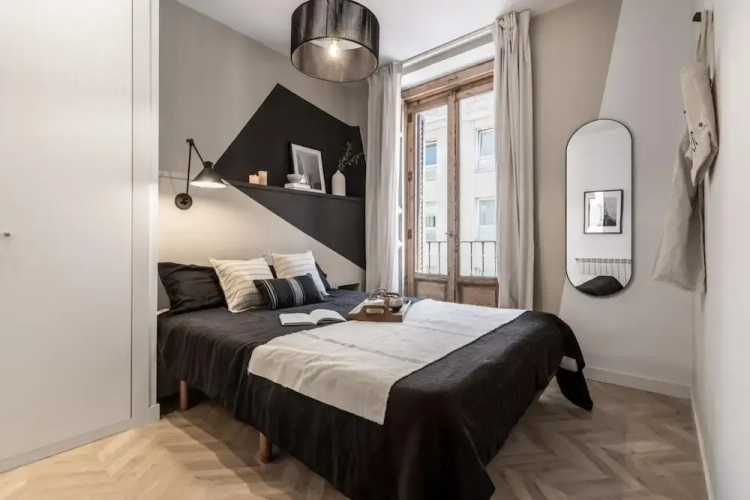 Broto - 4 Bedrooms in Malasa a