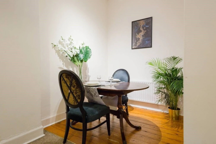 Edina Suites