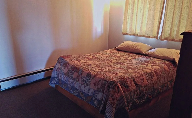 Alaska's Bed Breakfast and Canoe