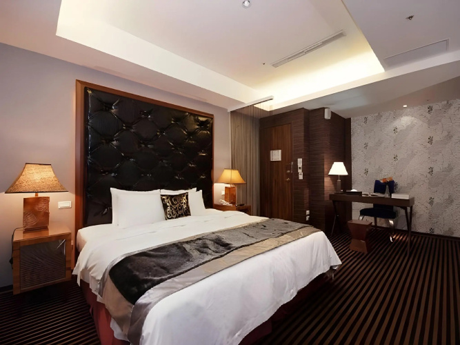 Golden Hotspring Hotel