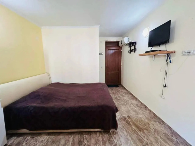 FLAT1
