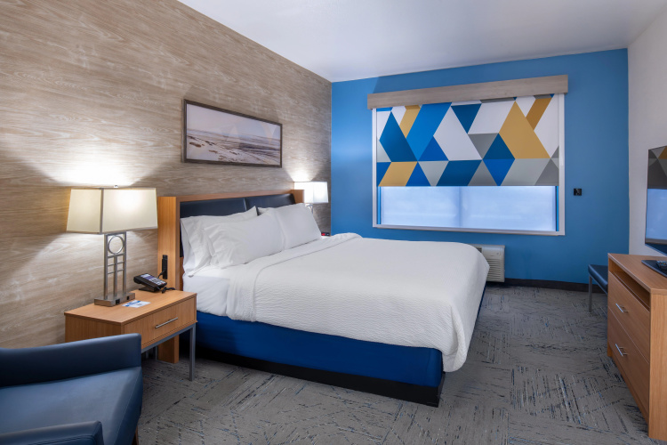 Holiday Inn Express & Suites Henderson photo 6