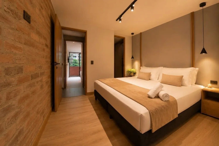 2 Bedrooms Apartment with city view