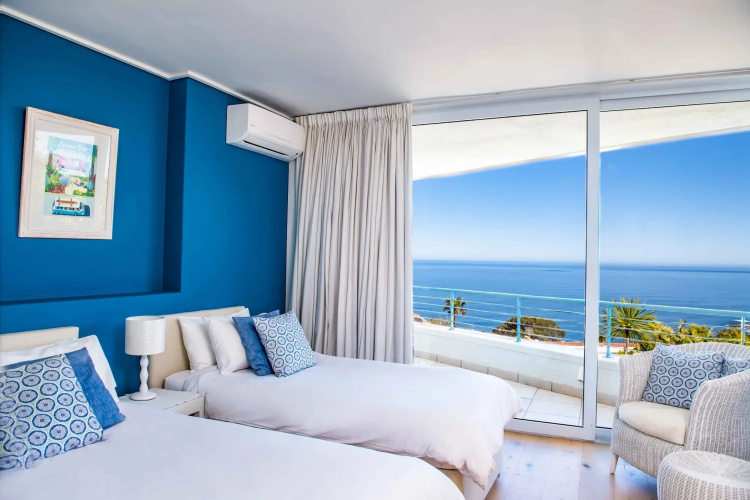 Bay Reflections - Luxury Serviced Apartments