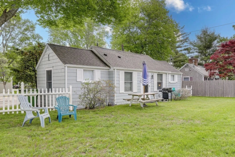 2 Bedrooms Cottage
