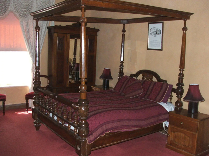 Mintaro Hideaway