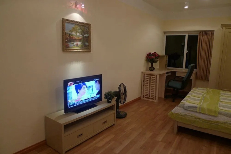Lotus House