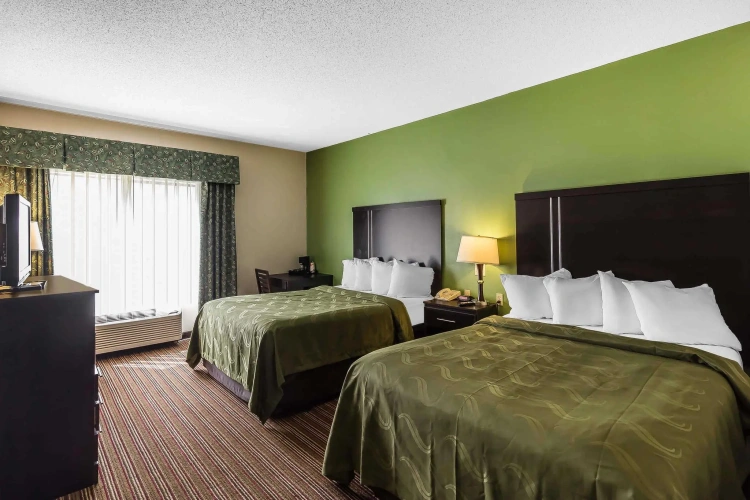 Standard Quadruple room