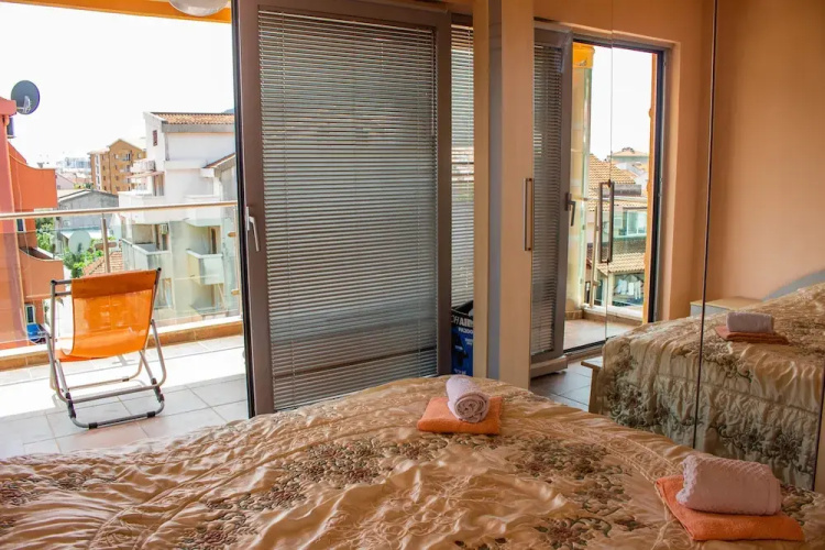 Sea Side Luxury Apartment