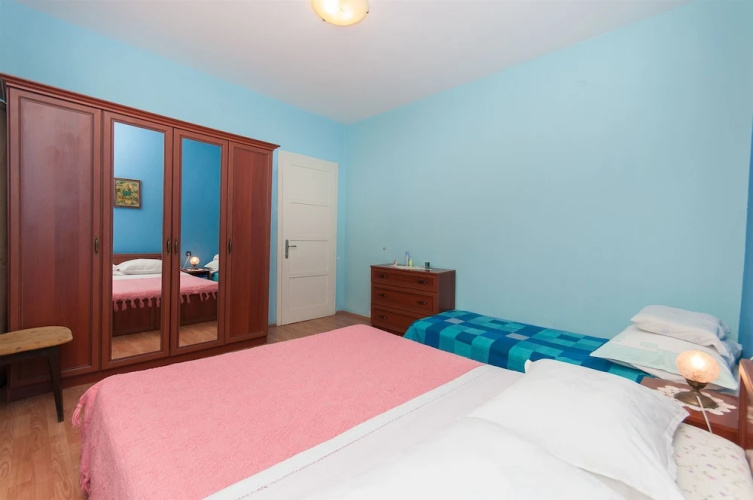 Apartment Grozdan
