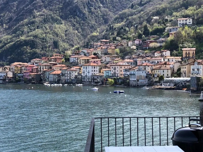 Como Lake view House