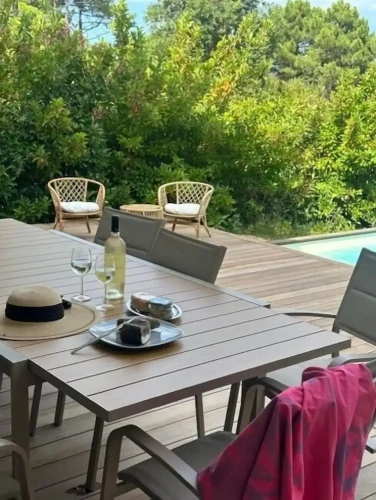 4 Bedrooms Deluxe Villa with partial sea view